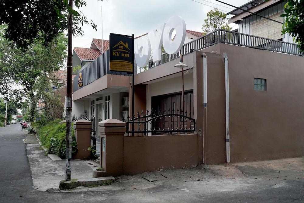 Koolkost Near Stadion Maguwoharjo Salakan Екстер'єр фото